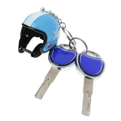 Porte Clé Casque Moto bleu sur le trousseau de clé