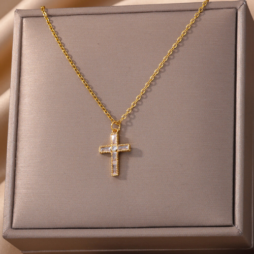 collier-best-friend-pour-5-croix-en-or-religion