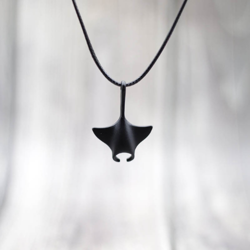 collier-bff-pour-2-animaux-marins-manta-raie-noir