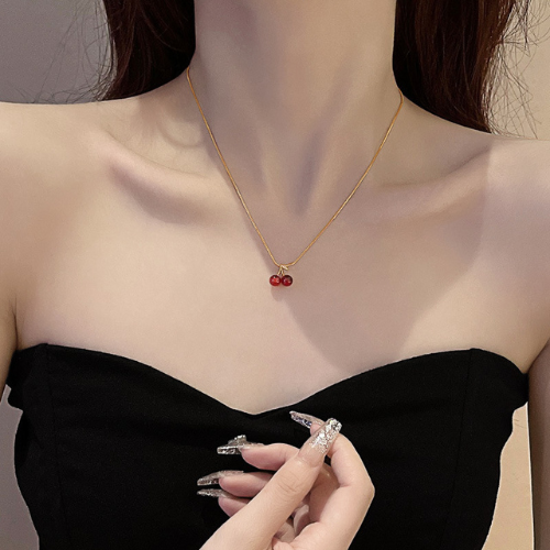 collier-d'amitié-cerise-or