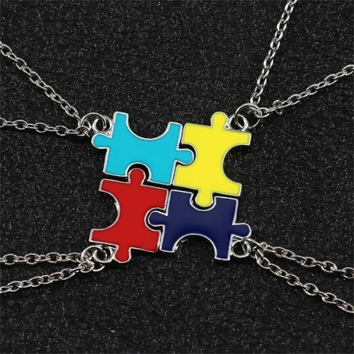 collier-d'amitié-pour-4-puzzle-coloré