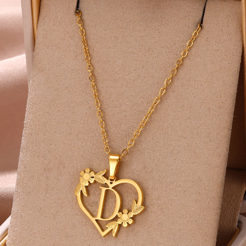 collier-lettre-coeur-d