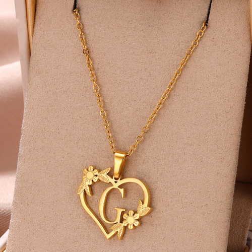 collier-lettre-coeur-g