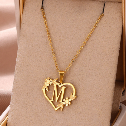 collier-lettre-coeur-m