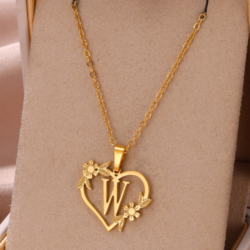 collier-lettre-coeur-w