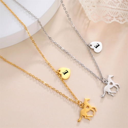 collier-personnalisé-cheval-cadeau