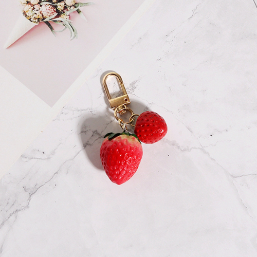 porte clé fraise avec 2 fraises